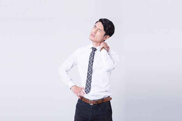 怎样判断自己是否患有颈椎病.jpg