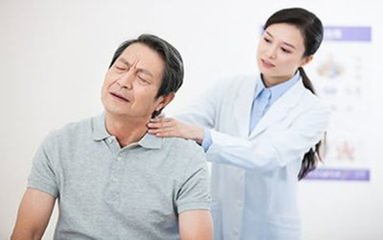 颈椎病